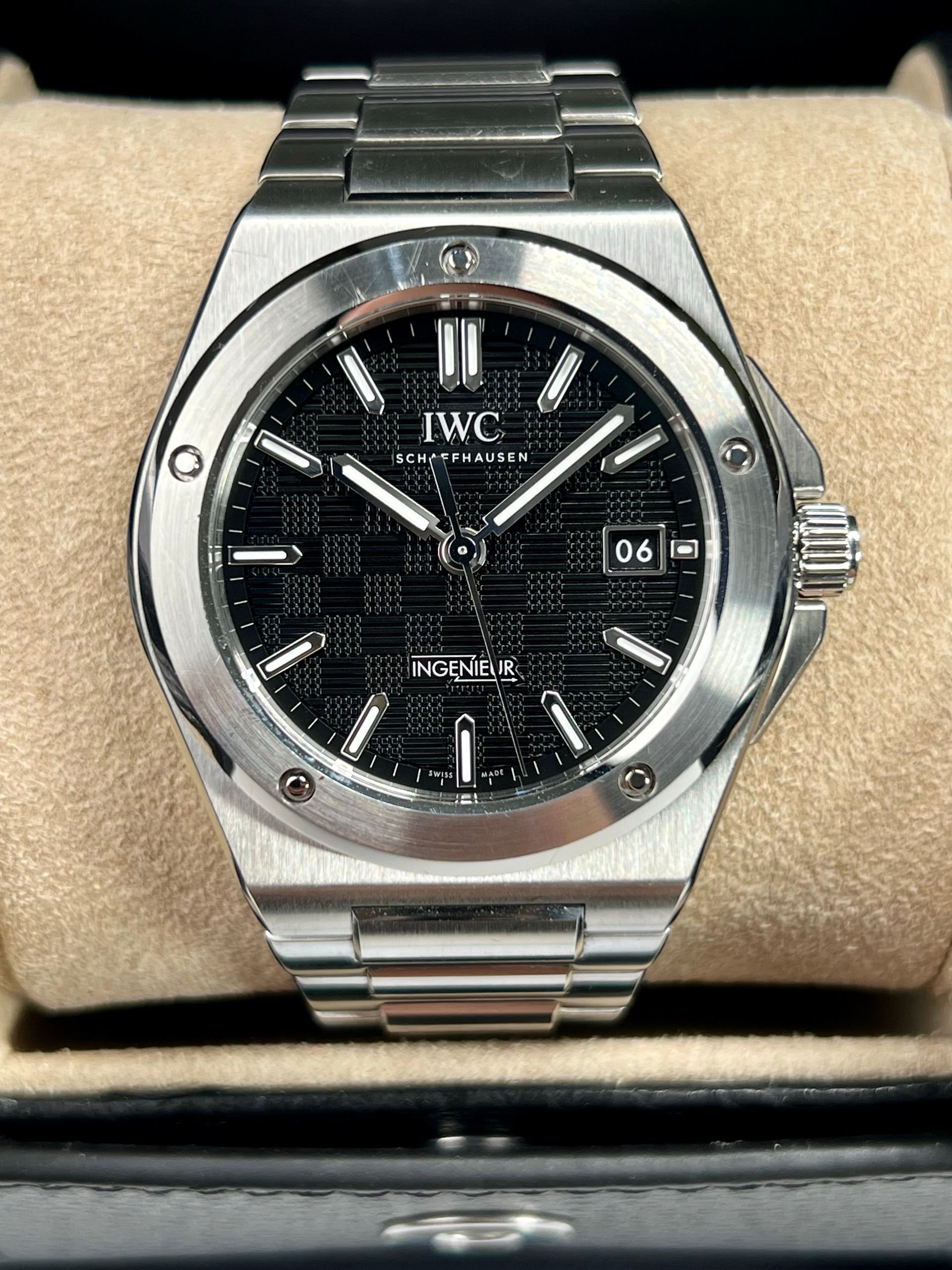 IWC Ingenieur Automatic 40 IW328901 2023 — Göztepe Luxury Watches